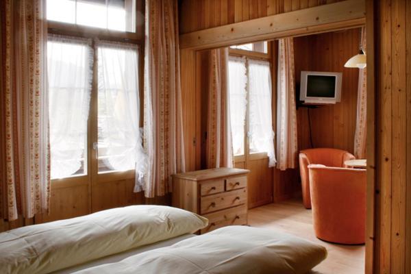 Hotel Saanerhof Gstaad Zimmer foto